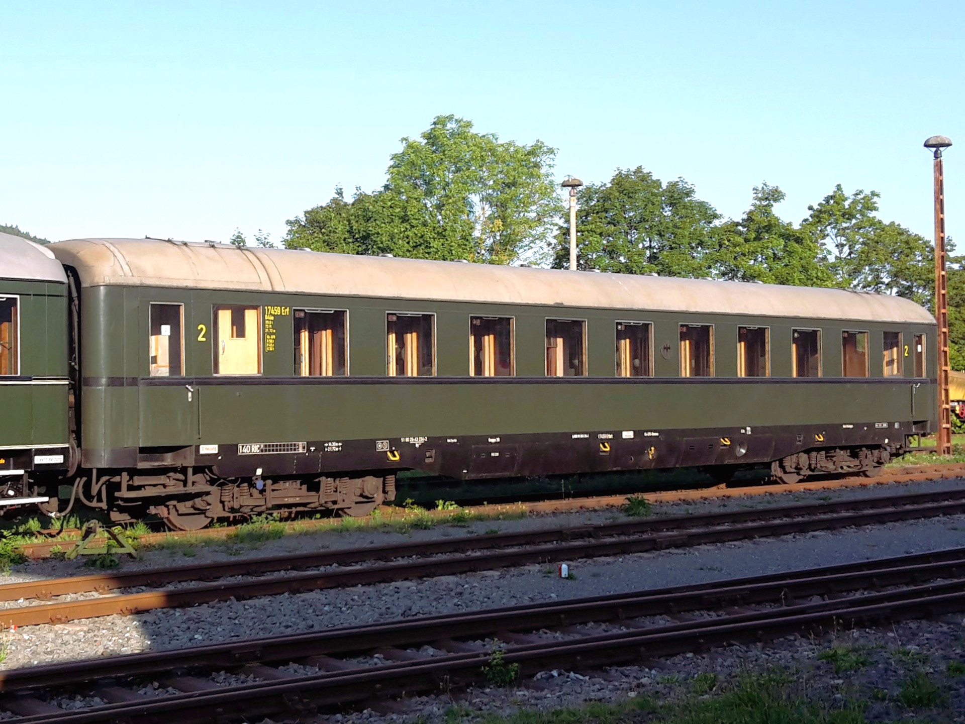 Wagen 2 - B4üe
